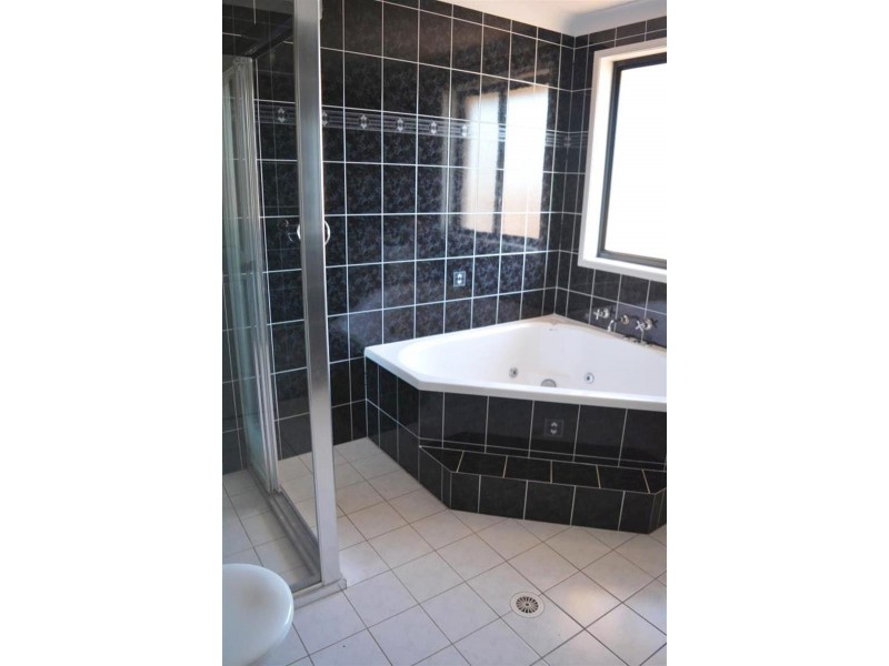 141 Main Rd, Toukley NSW 2263