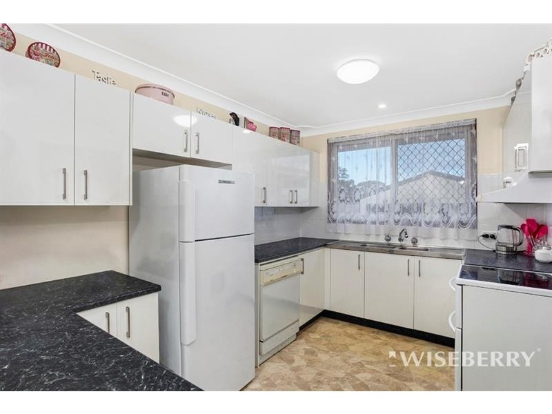 22 Suffolk St, Gorokan NSW 2263