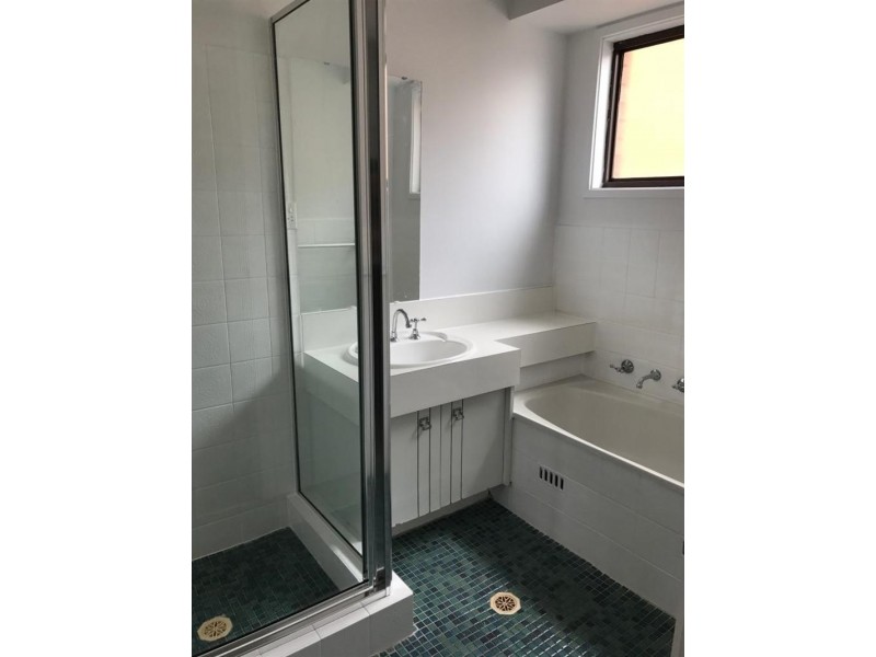 14 Valencia St, Gorokan NSW 2263