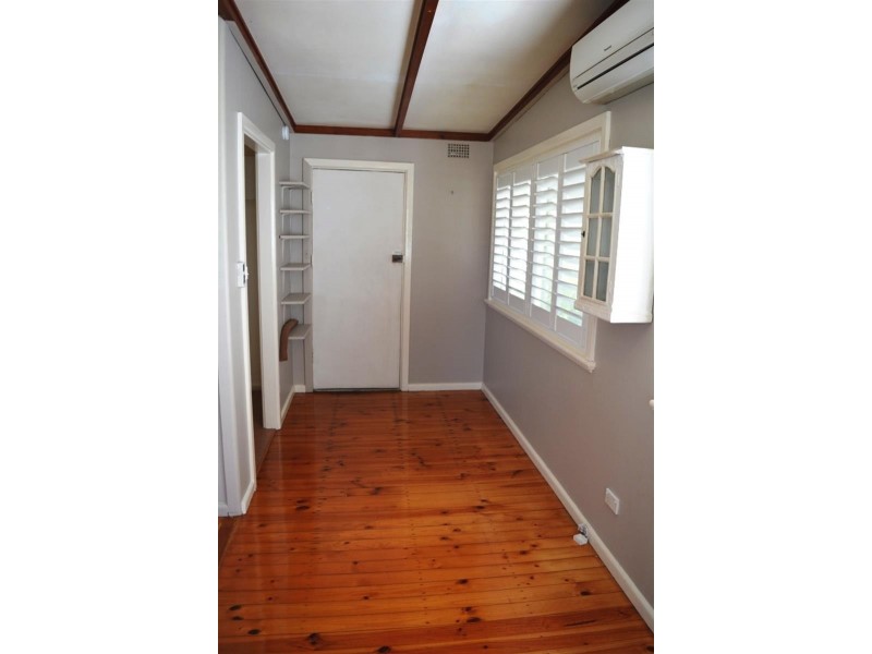 27 Leichhardt St, Gorokan NSW 2263