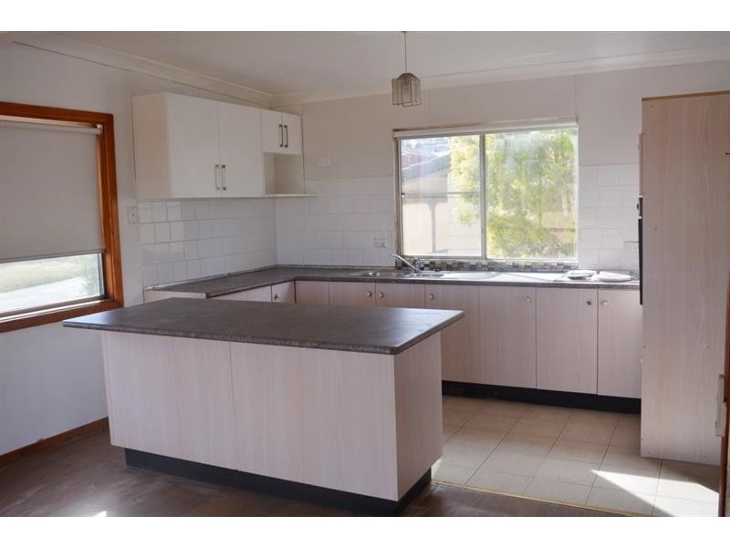 49 Taronga Ave, San Remo NSW 2262