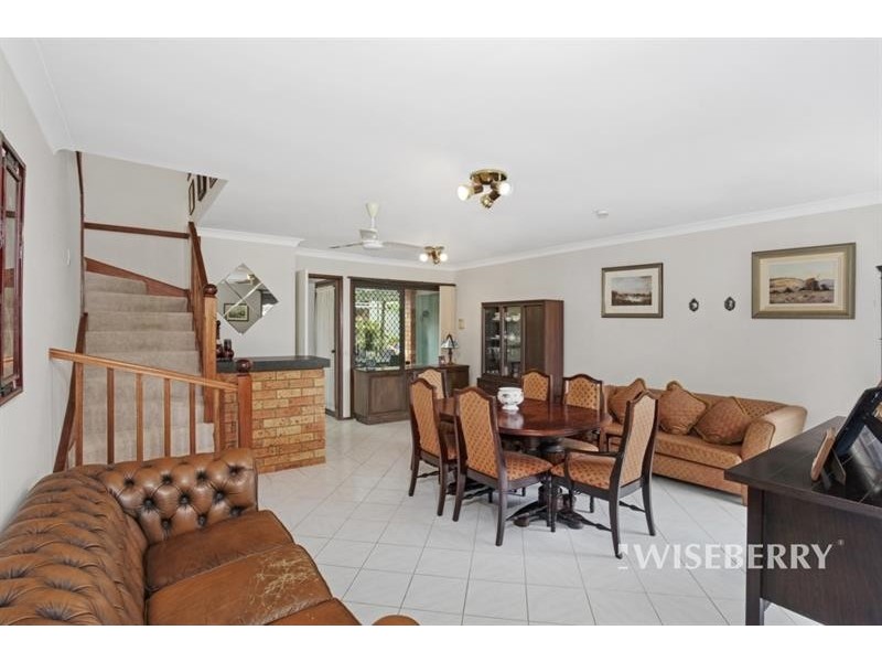 17 Leonard Ave, Toukley NSW 2263