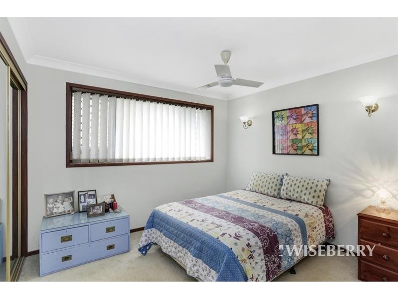 17 Leonard Ave, Toukley NSW 2263