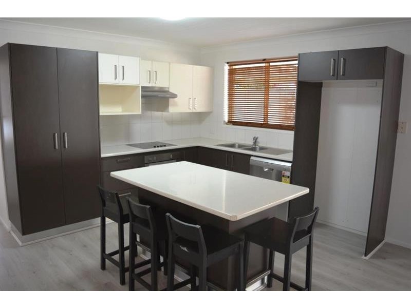 11 De Lisle Dr, Watanobbi NSW 2259