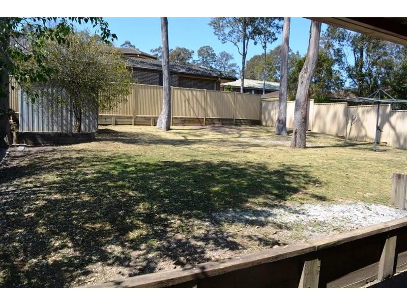 11 De Lisle Dr, Watanobbi NSW 2259