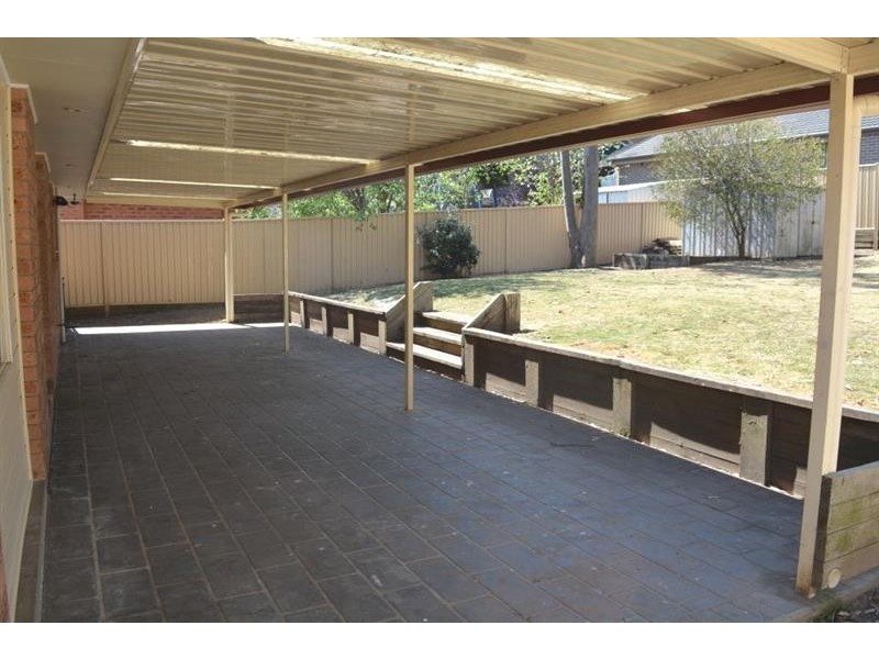 11 De Lisle Dr, Watanobbi NSW 2259