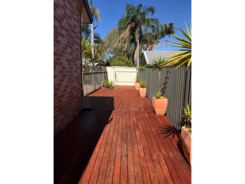 17 Lady Laurel Dr, Blue Haven NSW 2262