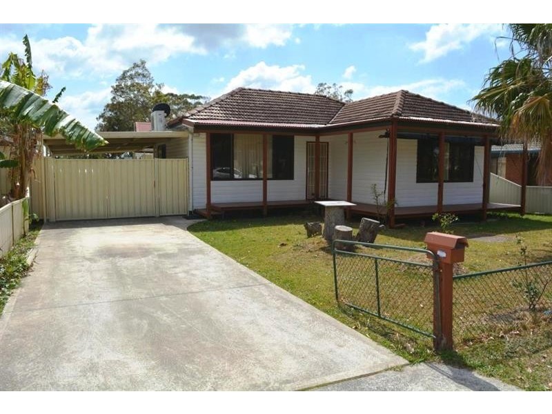 67 Ocean View Rd, Gorokan NSW 2263