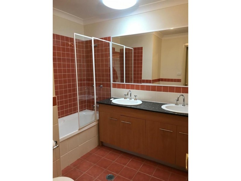 5/35 Cutler  Dr, Wyong NSW 2259