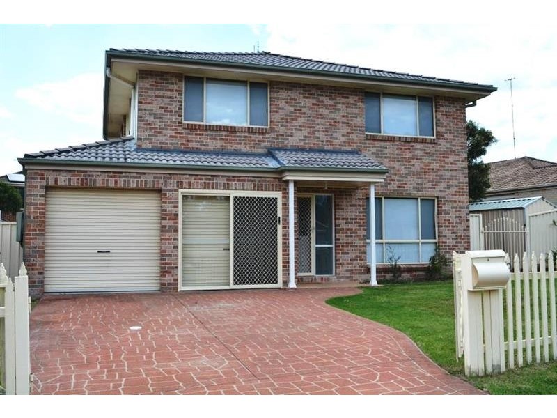 9 Pinehurst Way, Blue Haven NSW 2262