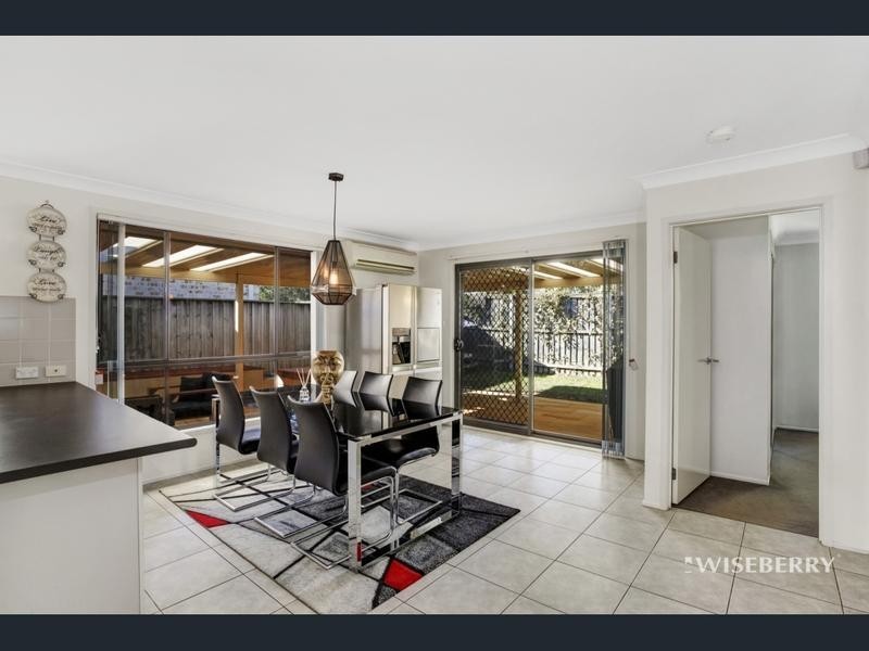 54 Nelmes Rd, Blue Haven NSW 2262