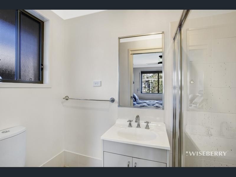 54 Nelmes Rd, Blue Haven NSW 2262