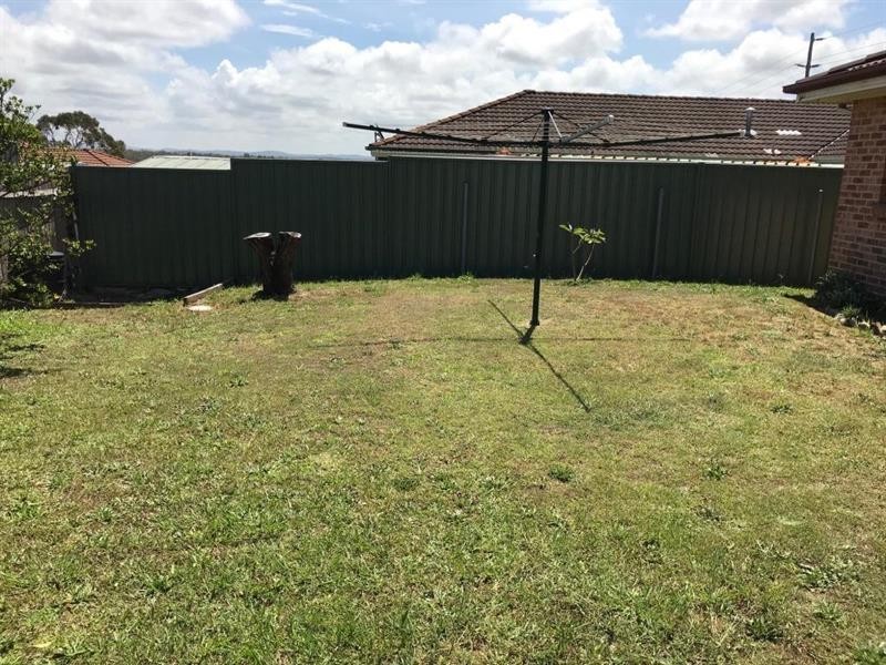 18 Roper Rd, Blue Haven NSW 2262