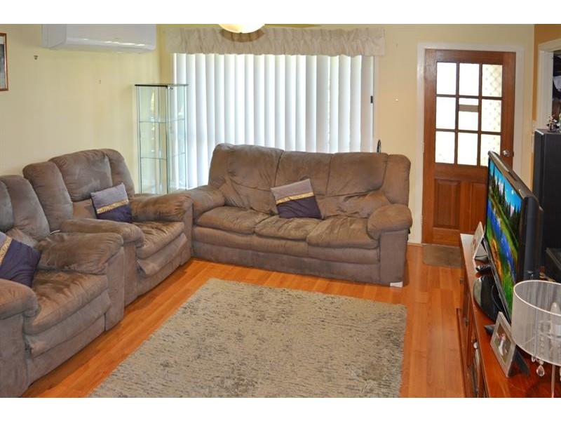 76 Pinehurst Way, Blue Haven NSW 2262