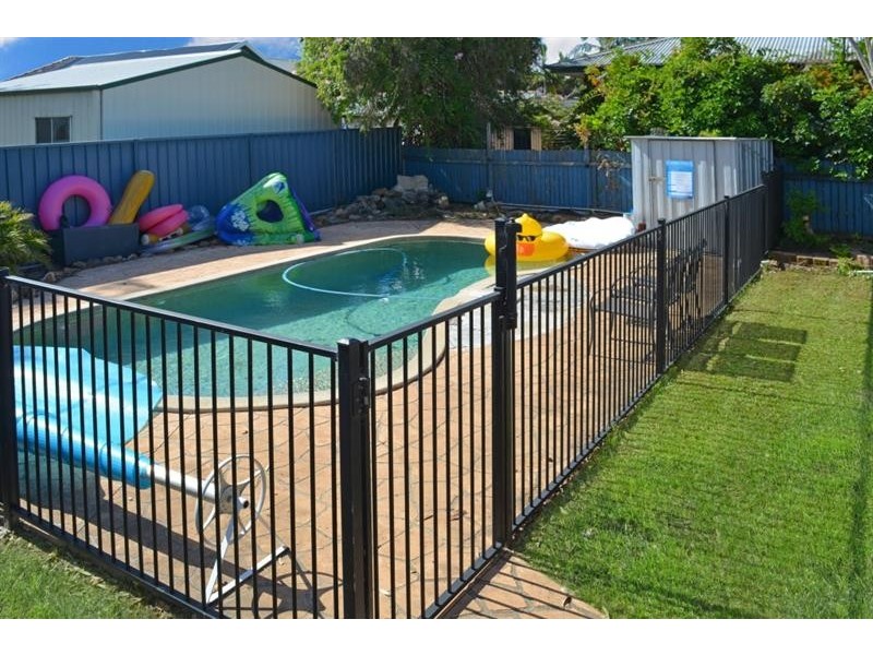 76 Pinehurst Way, Blue Haven NSW 2262