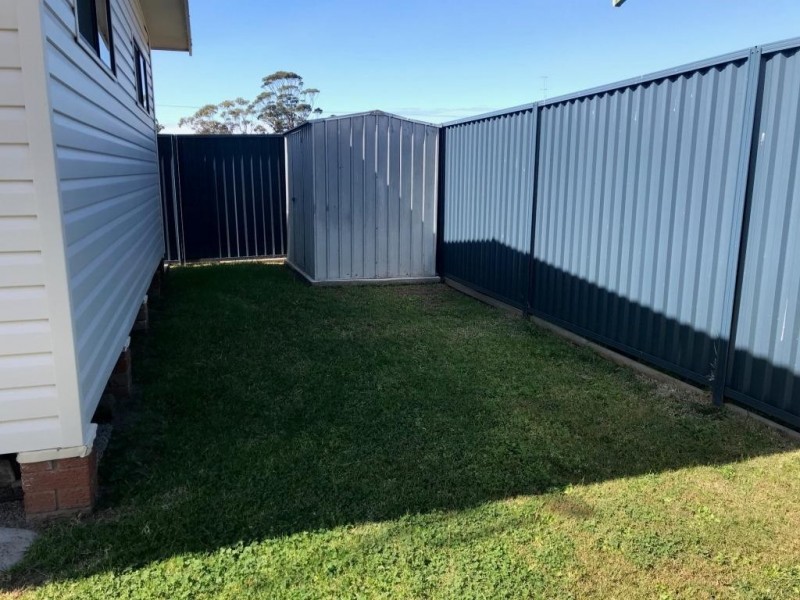 32 Danbury Avenue, Gorokan NSW 2263