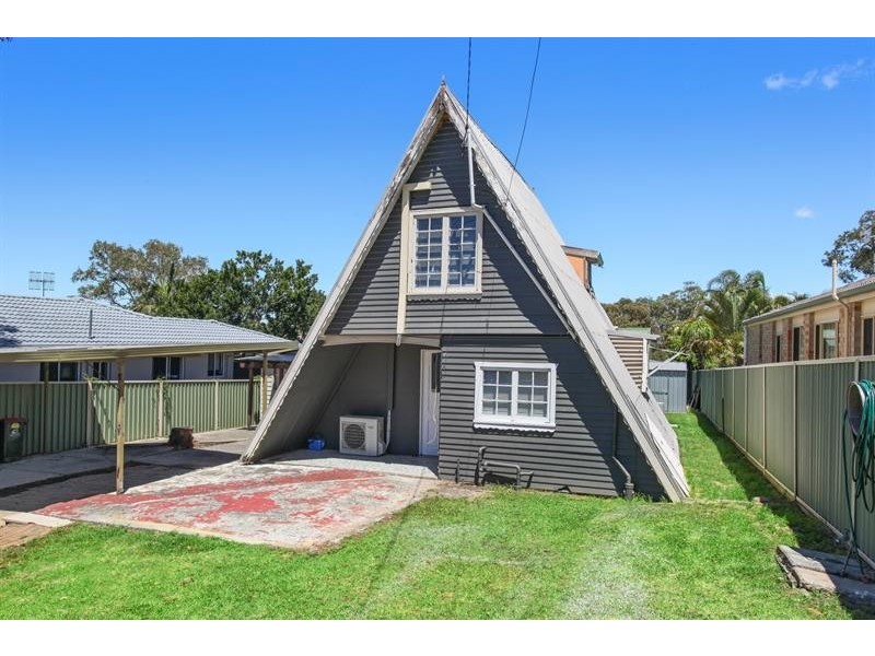 22 Lakeway Dr, Lake Munmorah NSW 2259