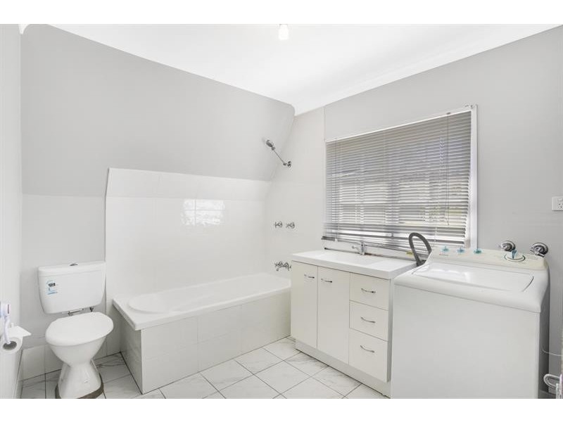 22 Lakeway Dr, Lake Munmorah NSW 2259