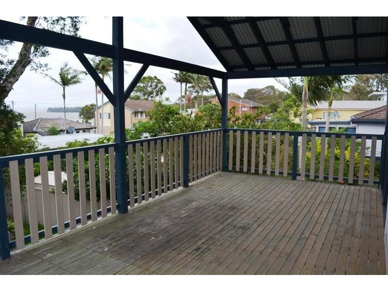 20 Coorabin St, Gorokan NSW 2263