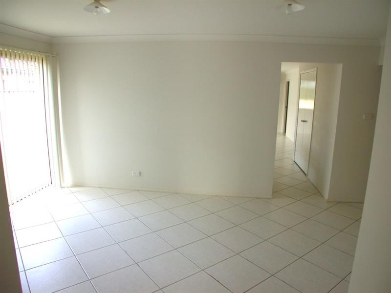 22 Nangar St, Woongarrah NSW 2259