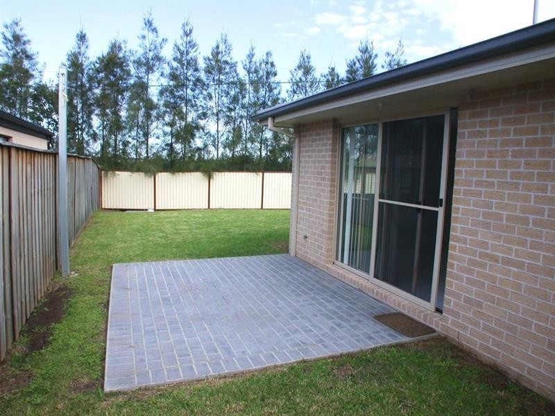 22 Nangar St, Woongarrah NSW 2259