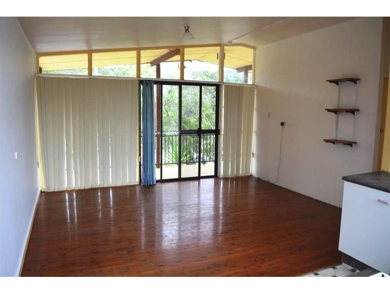 2/79 Budgewoi Rd, Noraville NSW 2263