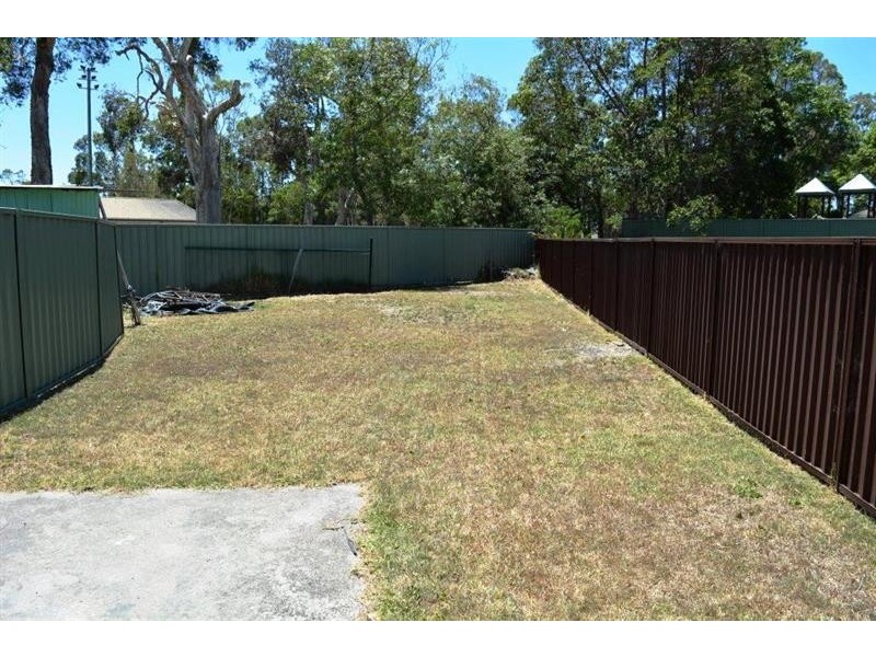 1/7 Read St, Canton Beach NSW 2263