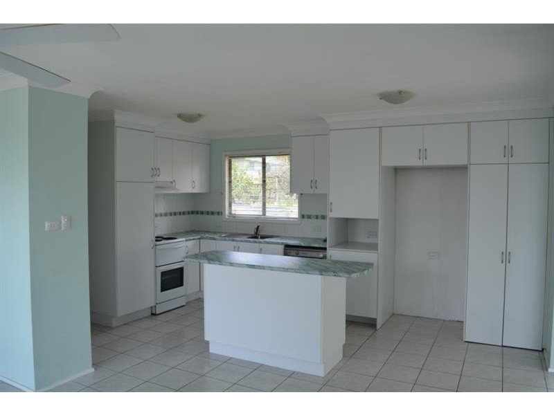 12 Alan Avenue, Charmhaven NSW 2263
