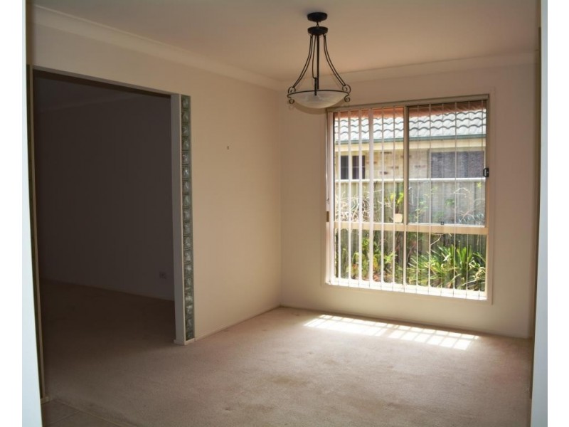 11 Sterling Way, Hamlyn Terrace NSW 2259