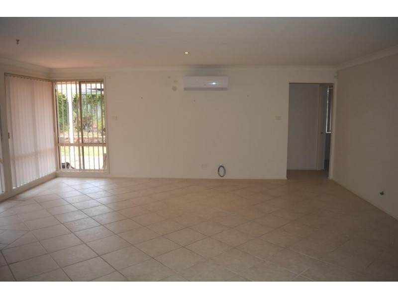 11 Sterling Way, Hamlyn Terrace NSW 2259