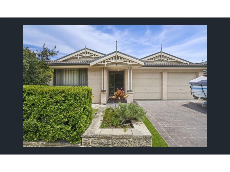44 Barrington Dr, Woongarrah NSW 2259