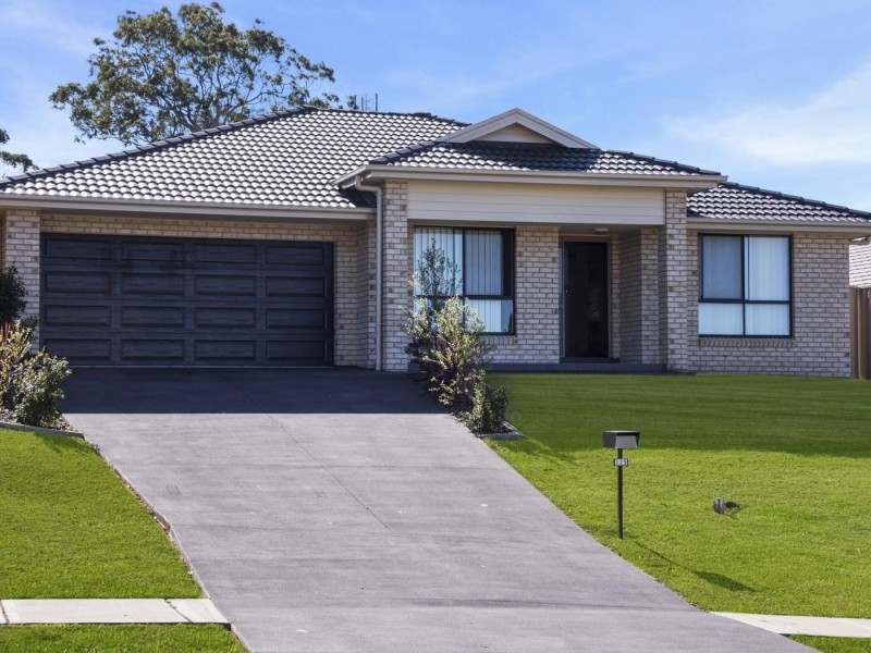 125 Mataram Rd, Woongarrah NSW 2259