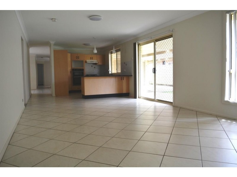 20 Olney Dr, Blue Haven NSW 2262