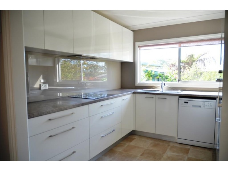 7 Albert Warner Drive, Warnervale NSW 2259