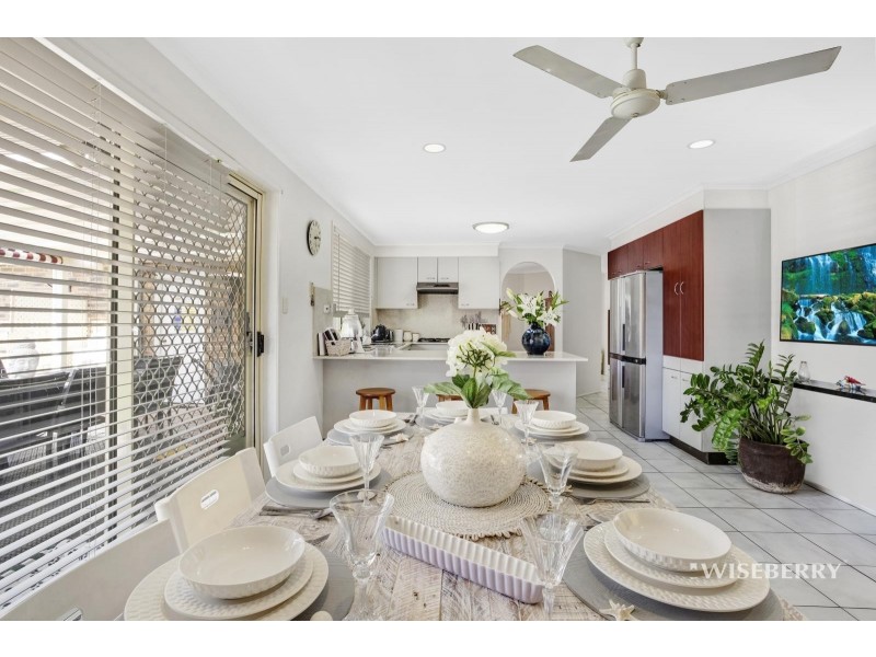 4 Telopea Close, Lake Haven NSW 2263