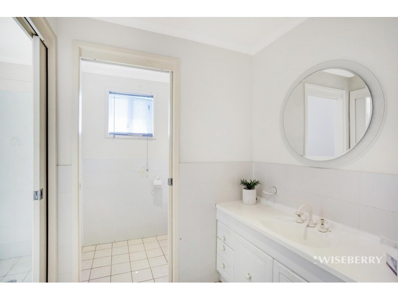 4 Telopea Close, Lake Haven NSW 2263