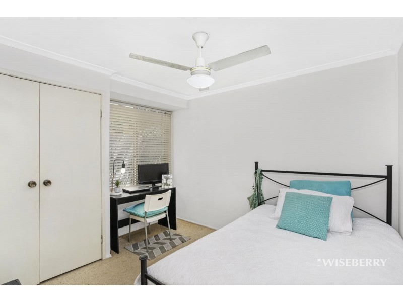 4 Telopea Close, Lake Haven NSW 2263
