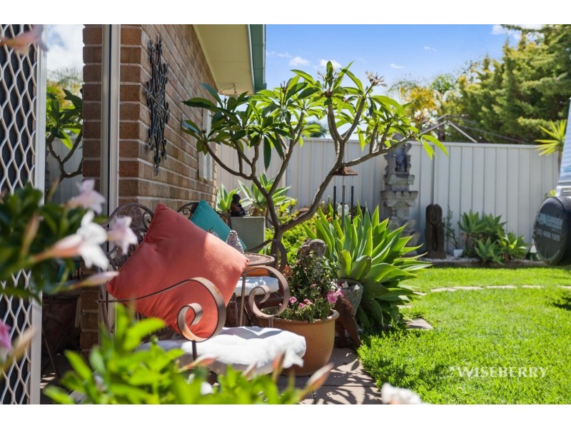 4 Telopea Close, Lake Haven NSW 2263