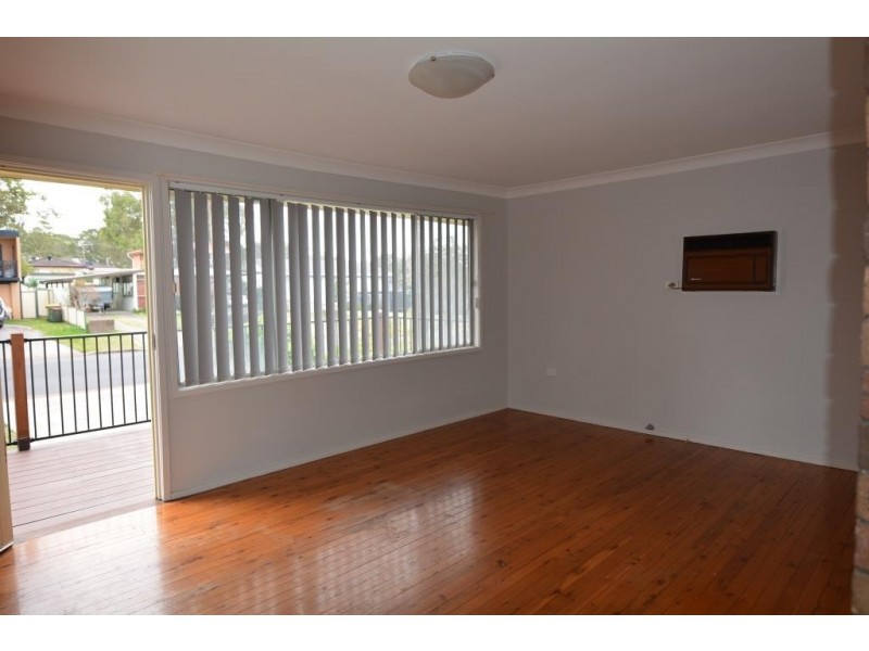 18 Odette Avenue, Gorokan NSW 2263
