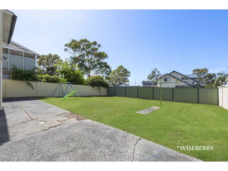 18 Odette Avenue, Gorokan NSW 2263