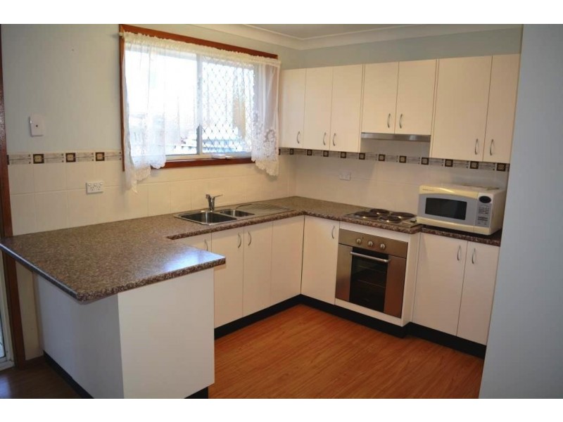 2/31 Balmoral Drive, Gorokan NSW 2263