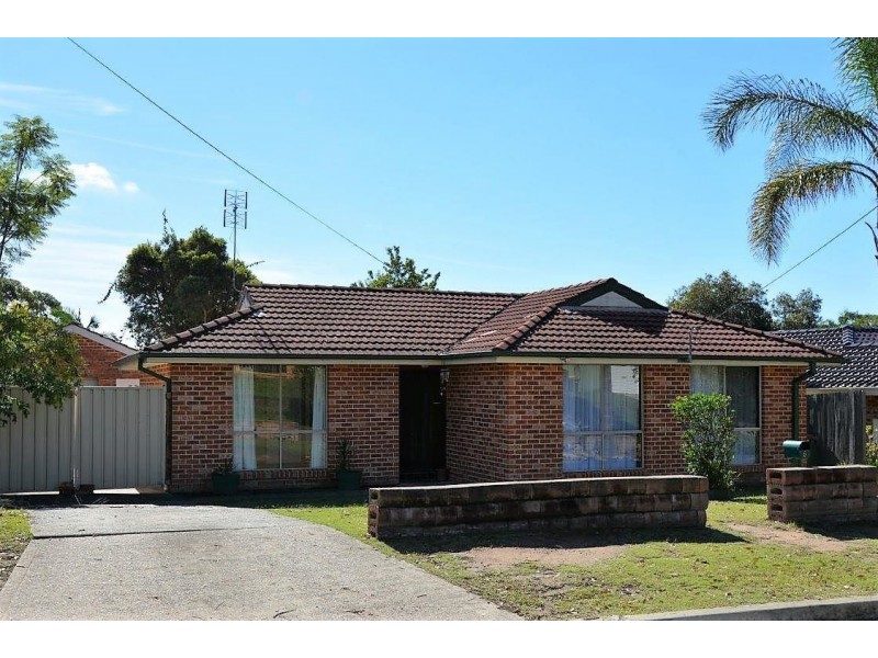 8 Golf Links Drive, Watanobbi NSW 2259