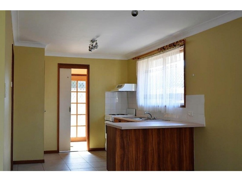 8 Golf Links Drive, Watanobbi NSW 2259