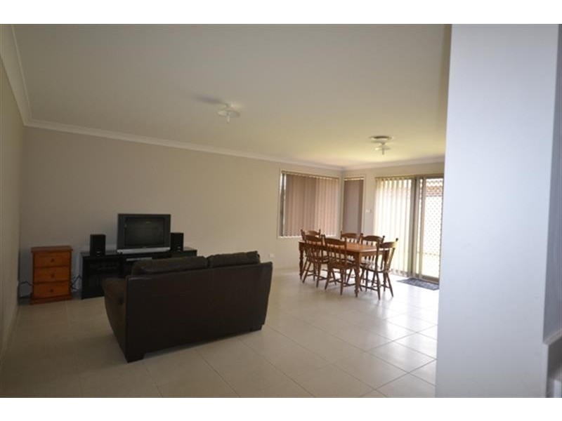 3 Merimbula  Place, Woongarrah NSW 2259