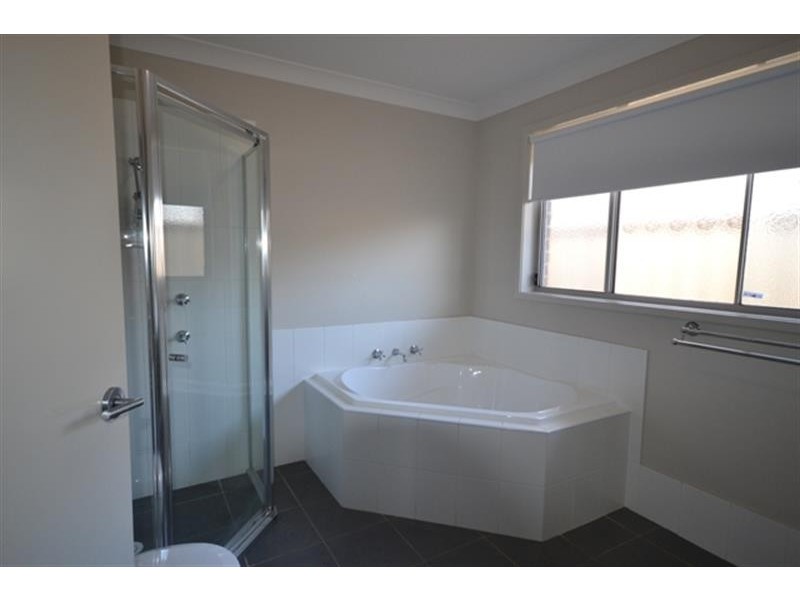 3 Merimbula  Place, Woongarrah NSW 2259