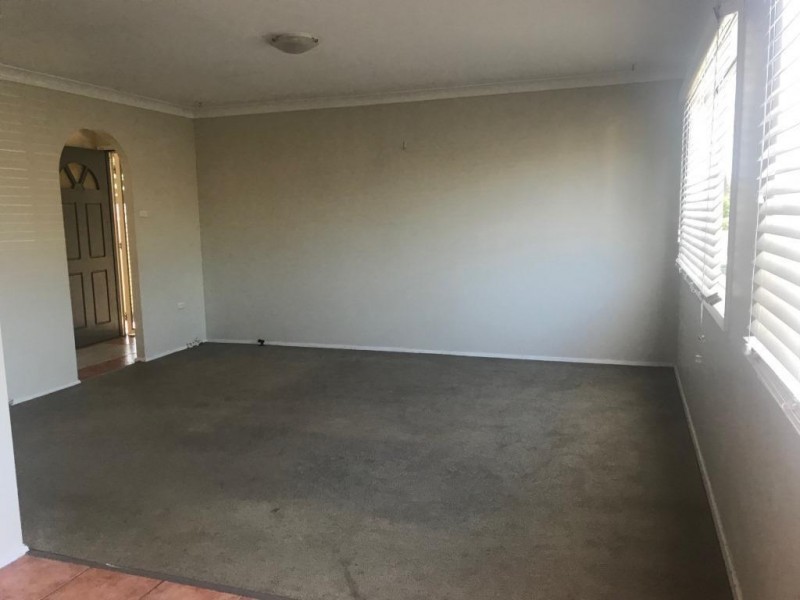 23 Albatross Road, Berkeley Vale NSW 2261