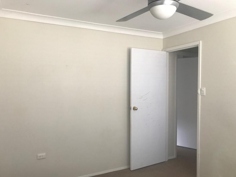23 Albatross Road, Berkeley Vale NSW 2261