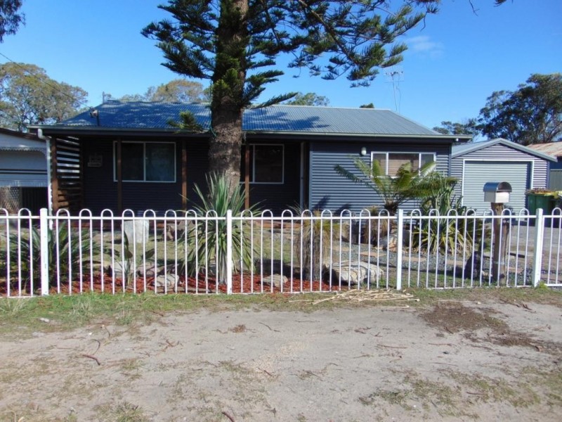 192 Scenic Drive, Budgewoi NSW 2262