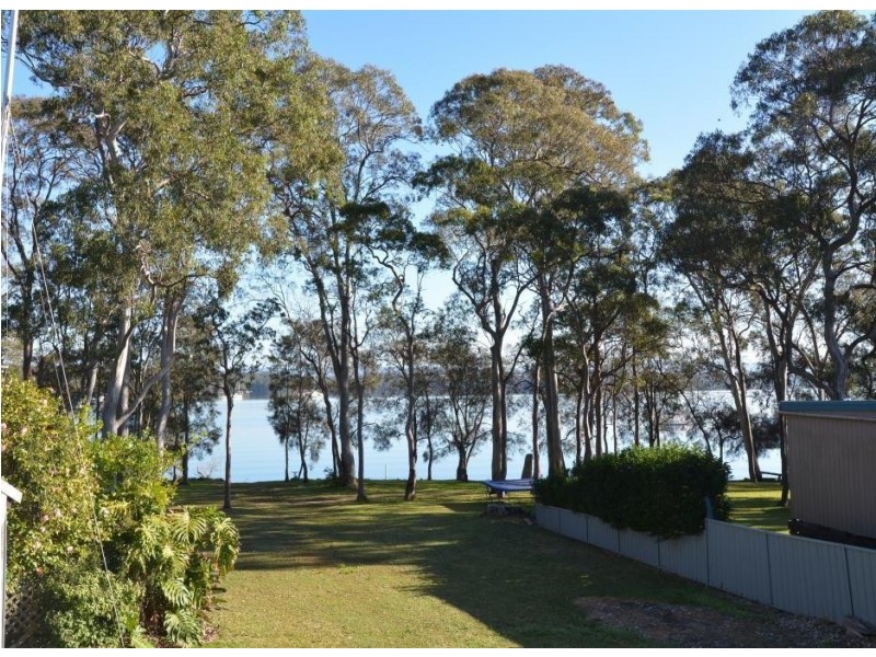 24 Harwood Close, Mannering Park NSW 2259