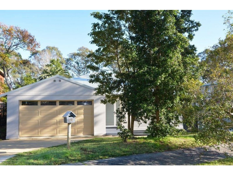 24 Harwood Close, Mannering Park NSW 2259